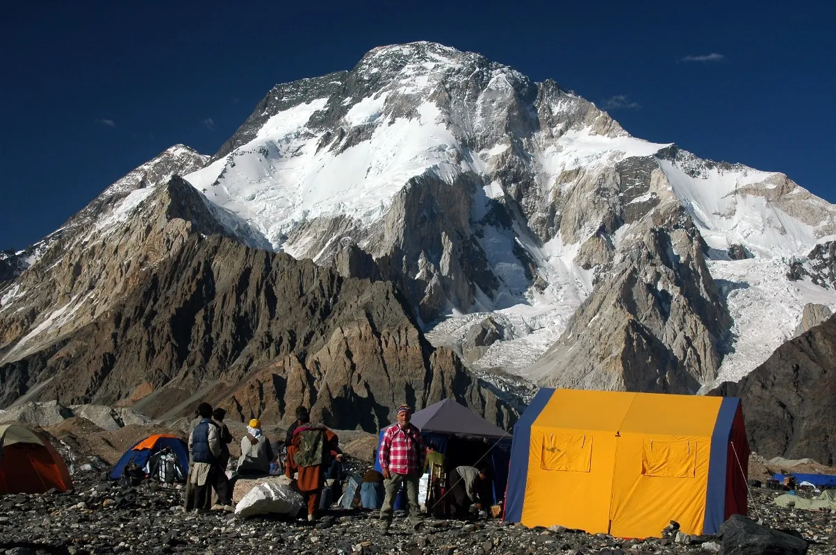 Broad Peak Expeditions (8047m) Baltistan Karakoram Pakistan